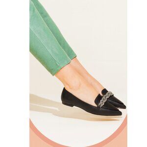 NWT Report Ruethy Rhinestone Black Loafers Pointed Flats Size 8 Solid Black